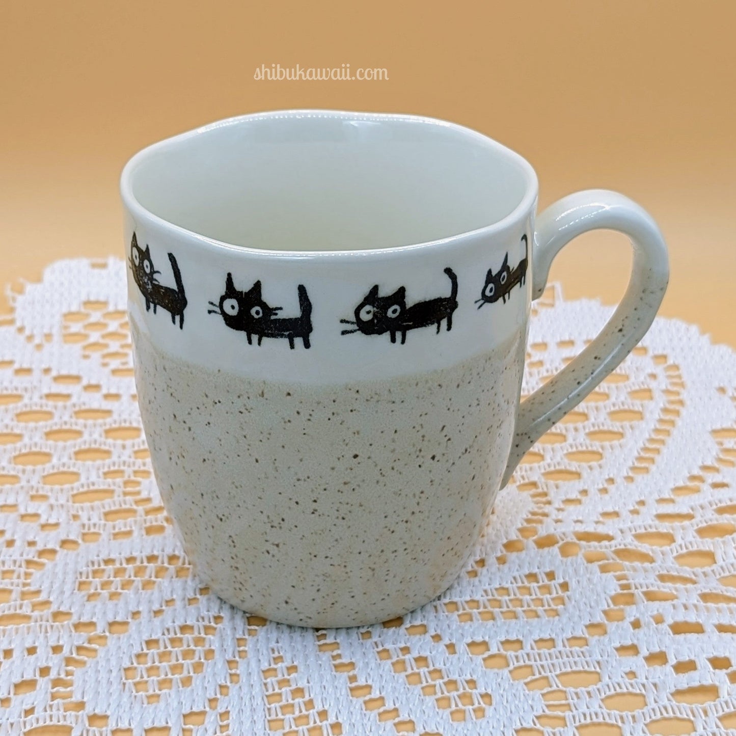 Black Cat Mino Ware Mug